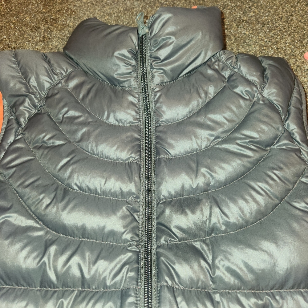 Bernardo Goose Down Puffer Vest Size M Charcoal Grey Orange Inner Lightweight - Picture 5 of 11
